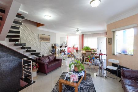 Sala de casa à venda com 3 quartos, 225m² em Vila Talarico, São Paulo