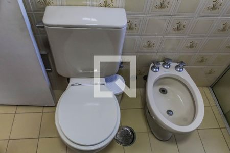 Banheiro Social de apartamento para alugar com 3 quartos, 75m² em Balneario Cidade Atlantica, Guarujá