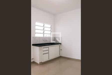 Sala/Cozinha de casa para alugar com 3 quartos, 75m² em Vila Pereira Cerca, São Paulo