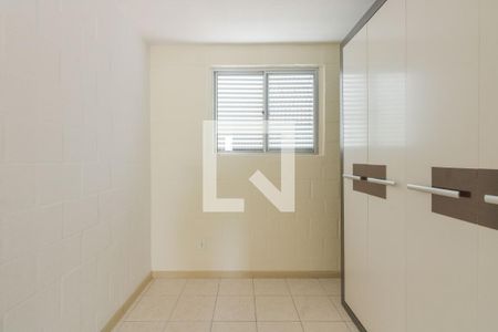 Quarto 1 de apartamento à venda com 2 quartos, 42m² em Rubem Berta, Porto Alegre