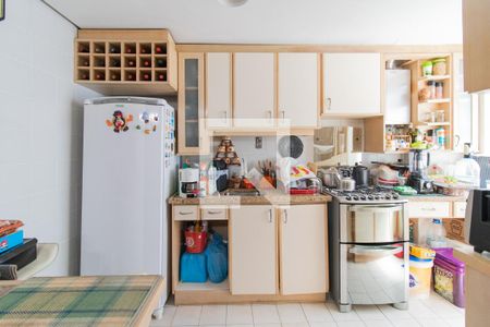 Cozinha de apartamento para alugar com 2 quartos, 122m² em Santana, Porto Alegre