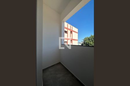 Sacada de apartamento à venda com 2 quartos, 57m² em Scharlau, São Leopoldo