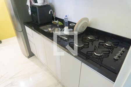 Cozinha de apartamento para alugar com 1 quarto, 32m² em Bela Vista, São Paulo