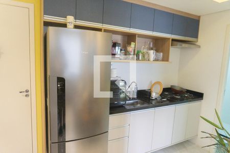 Cozinha de apartamento para alugar com 1 quarto, 32m² em Bela Vista, São Paulo