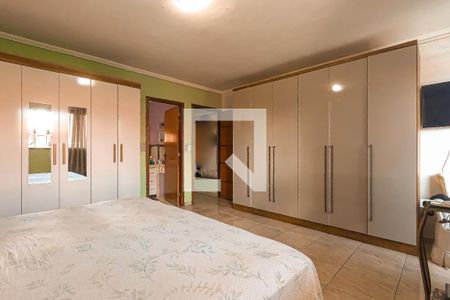 Casa à venda com 250m², 5 quartos e 2 vagas Casa à venda com 250m², 5 quartos e 2 vagasSuíte