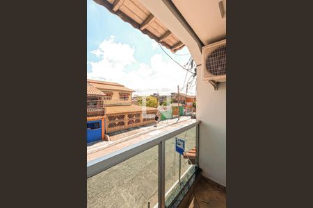 Casa à venda com 250m², 5 quartos e 2 vagas Casa à venda com 250m², 5 quartos e 2 vagasVaranda da Suíte