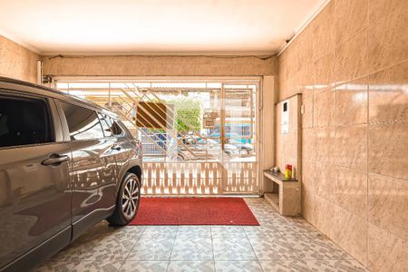 Casa à venda com 250m², 5 quartos e 2 vagas Casa à venda com 250m², 5 quartos e 2 vagasGaragem