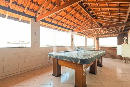 Casa à venda com 250m², 5 quartos e 2 vagas Casa à venda com 250m², 5 quartos e 2 vagasChurrasqueira