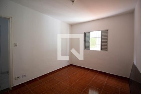 Quarto 2 de casa para alugar com 2 quartos, 80m² em Vila Jacuí, São Paulo