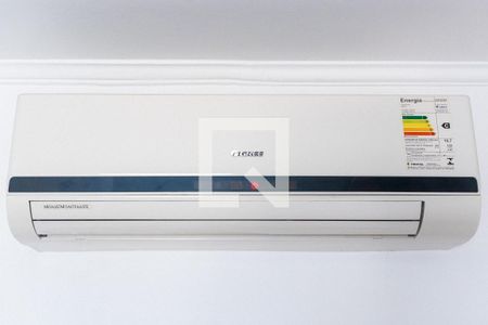 Casa à venda com 570m², 5 quartos e 4 vagas Casa à venda com 570m², 5 quartos e 4 vagasSuite 1 Detalhe