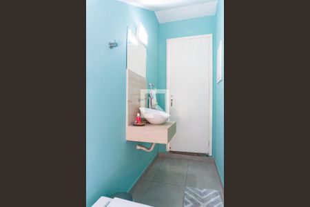 Casa à venda com 570m², 5 quartos e 4 vagas Casa à venda com 570m², 5 quartos e 4 vagasLavabo