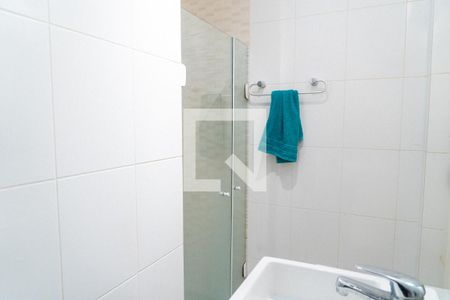 Casa à venda com 570m², 5 quartos e 4 vagas Casa à venda com 570m², 5 quartos e 4 vagasBanheiro 1