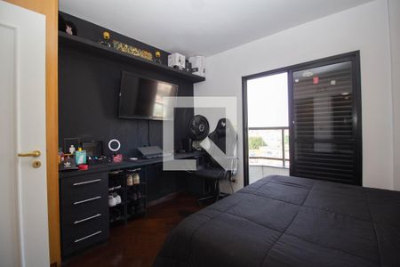 Apartamento à venda com 440m², 4 quartos e 4 vagas Apartamento à venda com 440m², 4 quartos e 4 vagasQuarto 2 - Suíte 1