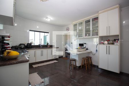 Apartamento à venda com 440m², 4 quartos e 4 vagas Apartamento à venda com 440m², 4 quartos e 4 vagasCozinha