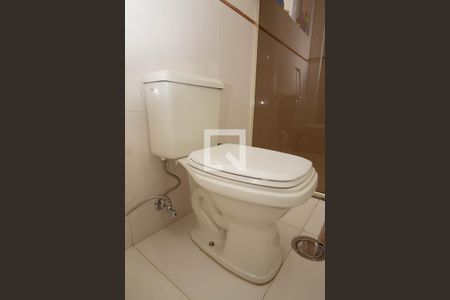 Apartamento à venda com 440m², 4 quartos e 4 vagas Apartamento à venda com 440m², 4 quartos e 4 vagasBanheiro da Suíte 2