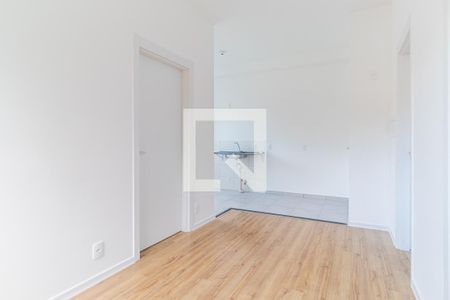 Sala de apartamento para alugar com 2 quartos, 38m² em Vila Inglesa, São Paulo