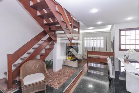 Sala de casa à venda com 3 quartos, 200m² em Vila Zelina, São Paulo