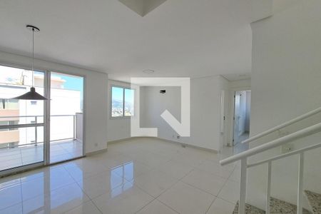 Apartamento à venda com 135m², 3 quartos e 1 vaga Apartamento à venda com 135m², 3 quartos e 1 vagaSala