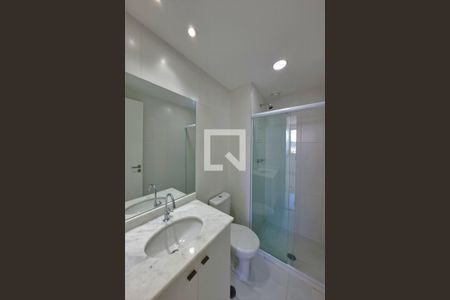 Apartamento à venda com 135m², 3 quartos e 1 vaga Apartamento à venda com 135m², 3 quartos e 1 vagaBanheiro da Suíte 2