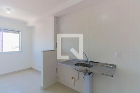 Cozinha de apartamento à venda com 1 quarto, 27m² em Jardim Planalto, São Paulo