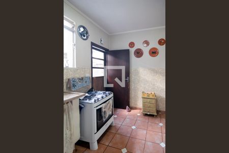 Cozinha de casa para alugar com 3 quartos, 137m² em Jardim Aeroporto, São Paulo
