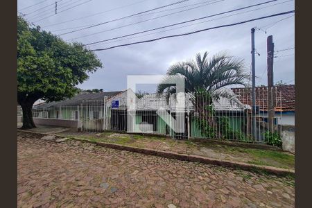 Fachada de casa para alugar com 3 quartos, 75m² em Jardim Carvalho, Porto Alegre