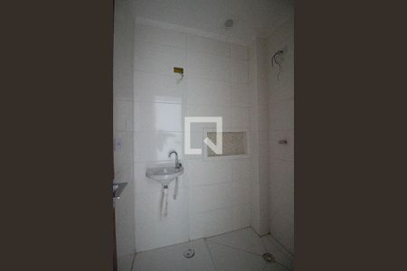 Banheiro de apartamento para alugar com 2 quartos, 34m² em Itaquera, São Paulo