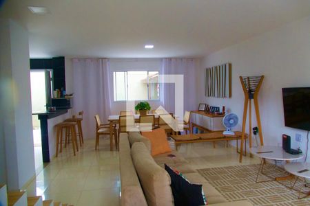 Sala de casa de condomínio à venda com 4 quartos, 148m² em Vargem Pequena, Rio de Janeiro