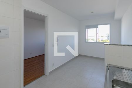 Sala/ Cozinha de apartamento à venda com 1 quarto, 30m² em Jardim Mirante, São Paulo