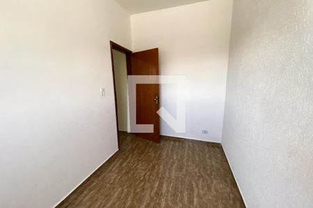 Quarto  de apartamento para alugar com 2 quartos, 70m² em Vila Meriti, Duque de Caxias