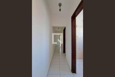 Corredor de apartamento para alugar com 2 quartos, 67m² em Santa Paula, São Caetano do Sul