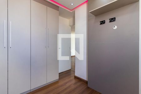 Quarto 1 de apartamento para alugar com 2 quartos, 52m² em Vila Santana, São Paulo