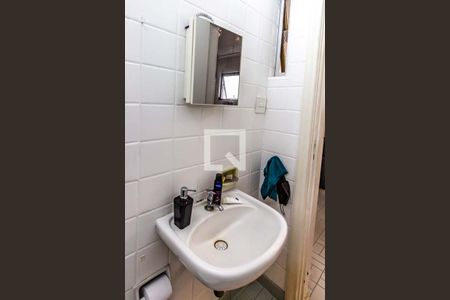 Apartamento para alugar com 146m², 2 quartos e 1 vaga Apartamento para alugar com 146m², 2 quartos e 1 vagaBanheiro de serviço