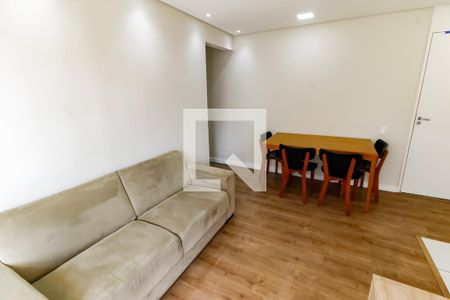 Sala de apartamento para alugar com 2 quartos, 50m² em Vila Praia, São Paulo