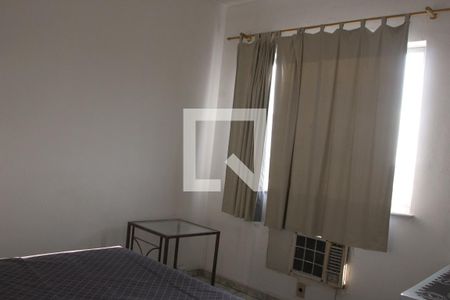 Quarto 1 de apartamento para alugar com 2 quartos, 60m² em Jardim Alvorada, Nova Iguaçu