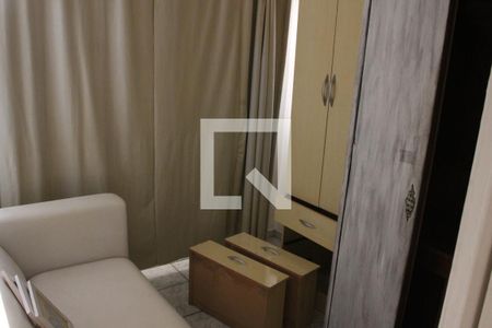 Quarto 2 de apartamento para alugar com 2 quartos, 60m² em Jardim Alvorada, Nova Iguaçu