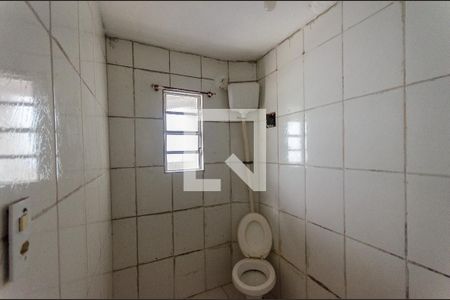 Banheiro de casa para alugar com 1 quarto, 24m² em Freguesia do Ó, São Paulo