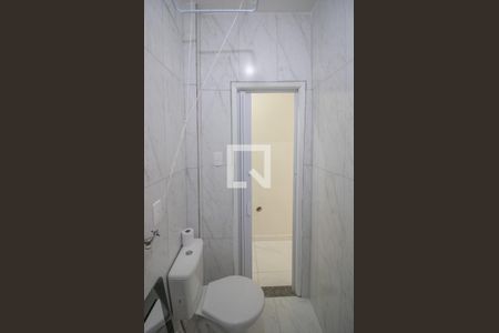 Banheiro de apartamento para alugar com 1 quarto, 24m² em Botafogo, Rio de Janeiro