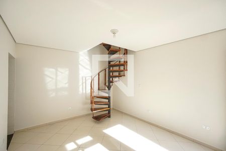 Sala de casa de condomínio para alugar com 2 quartos, 80m² em Vila Beatriz, São Paulo