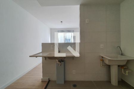 Sala/Cozinha de apartamento para alugar com 1 quarto, 37m² em Cambuci, São Paulo