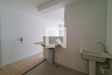 Sala/Cozinha de apartamento para alugar com 1 quarto, 37m² em Cambuci, São Paulo