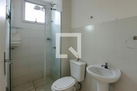 Banheiro  de apartamento para alugar com 2 quartos, 49m² em Cinco, Contagem