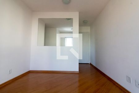 Sala de apartamento para alugar com 2 quartos, 47m² em Jardim Ester Yolanda, São Paulo