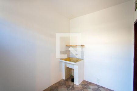 Casa à venda com 68m², 2 quartos e 1 vaga Casa à venda com 68m², 2 quartos e 1 vagaÁrea de serviço