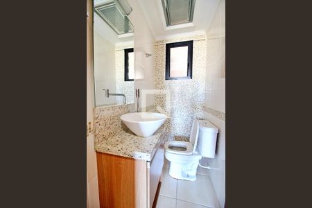 Lavabo de apartamento para alugar com 3 quartos, 134m² em Parque das Nações, Santo André