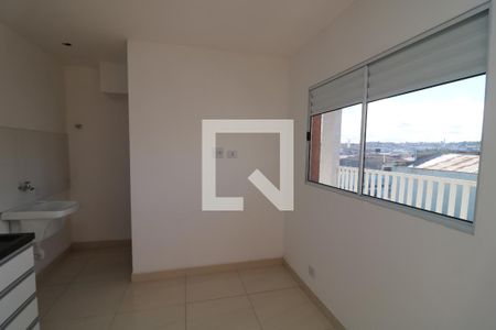 Sala/Cozinha de apartamento para alugar com 2 quartos, 34m² em Vila Nova York, São Paulo