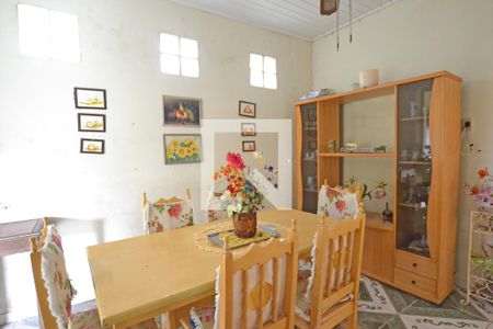 Sala de Jantar de casa à venda com 5 quartos, 300m² em Cavalhada, Porto Alegre