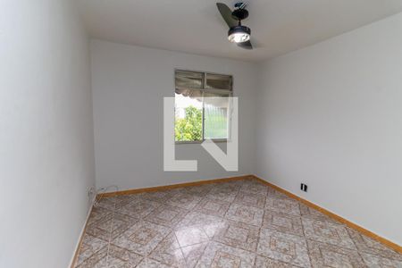 Sala de apartamento para alugar com 2 quartos, 48m² em Inhauma, Rio de Janeiro