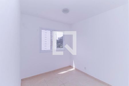 Quarto 1 de apartamento para alugar com 2 quartos, 35m² em Jardim Ibitirama, São Paulo