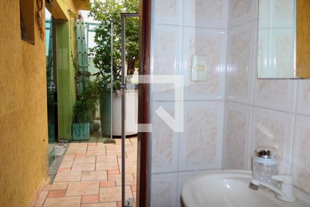 Casa à venda com 446m², 3 quartos e 8 vagas Casa à venda com 446m², 3 quartos e 8 vagasBanheiro de serviço